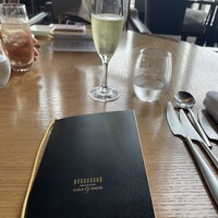 DINING & BAR TABLE 9 TOKYO - 