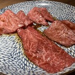 272275255 - 特選和牛４種