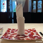 プチレストラン ブーケ・ド・フランス - Mettre la table