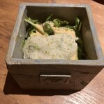 和牛とタン 焼肉 とみ - とみちゃんのサラダ