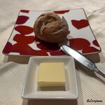 プチレストラン ブーケ・ド・フランス - ブールとバター