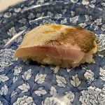 うを徳 - 大洗産カマス酢〆 軽く皮炙り