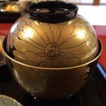 紀尾井町 福田家 - こちらは高貴すぎて、もはやプラスチックともプリントとも見紛えません