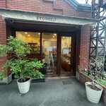 プレザン - 外観