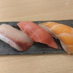 すし江戸 - トロ三点盛