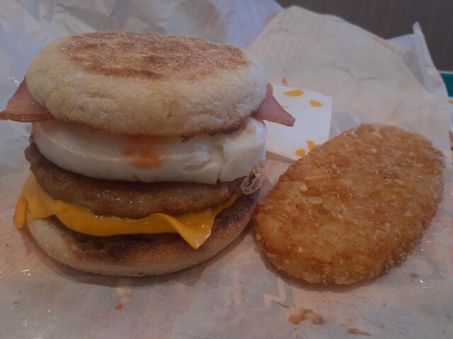 マクドナルド 市名坂ヨークタウン店 - 八乙女（ハンバーガー）の写真