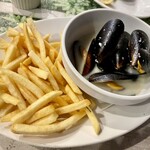 キンカウーカ グリル&オイスターバー - 