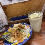 大衆イタリア食堂 アレグロ - フリットミストとレモンスカッシュ