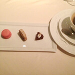 オテル・ドゥ・ミクニ - 