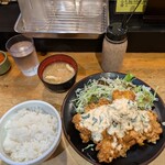 丼や たつみ - チキン南蛮定食￥1090