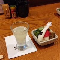 里葉亭 - 食前酒とお漬物