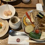 京都四条くをん - 