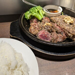 いきなりステーキ - 大盛りライスは男の子の意地ですｗ