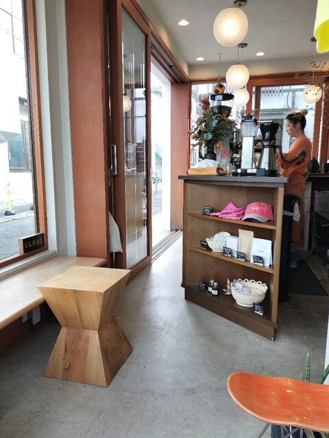 POOLSIDE COFFEE - Zushi/Hayama/Cafe | Tabelog