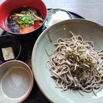 鉄師 卜蔵家 鈩の舎 カフェタタラノイエ - 奥出雲炙りまいたけ と鴨のつけそば