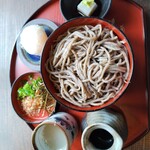 鉄師 卜蔵家 鈩の舎 カフェタタラノイエ - たたら湧水　割子そば