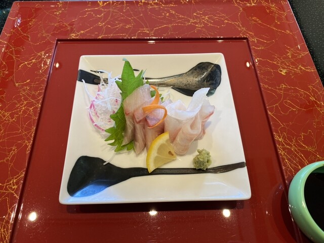 景四季彩々 紅ほたる - 羽前山辺（日本料理）の写真