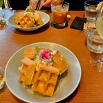 フラワーカフェ BLOOMY'S - 