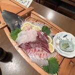 潮騒の宿 山海荘 - 夕食・ウマヅラハギは肝醤油で