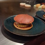 鉄板焼 とよ田 - フォアグラのどら焼仕立て　マロンゴールドを添えて