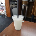 担担麺や 天秤 - 幻の10倍杏仁ドリンク