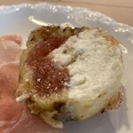 Nonna Nietta - いちじくのフリット。これだけでも美味しいのに、