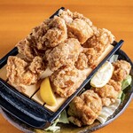 日本栄光酒場 ロッキーカナイ - ロッキー唐揚げ