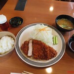 チャールスとん - (2024年)厚切りロースかつ定食