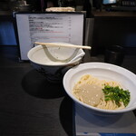 弘明寺丿貫 - 蟹ミソの和え玉着丼