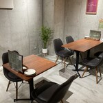 Entrance to Beer NOVICE - 店内