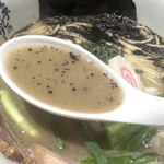 煮干しのビリー - 自家製マー油がスッキリコクあり。