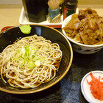 Maruhachi Soba - 牛丼セット