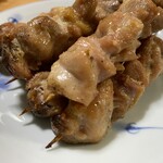 炭火やきとり 鳥信 - もも（塩）