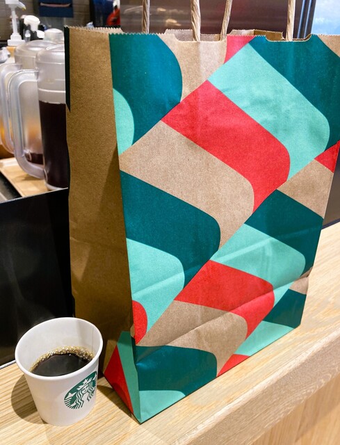 スターバックスコーヒー 仙台泉パークタウン桂店（Starbucks Coffee） - 泉中央（カフェ）の写真