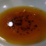 中村屋 - お肉は行者ニンニク入りのタレで頂きます。