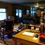 中村屋 - 見所いっぱいのロビー