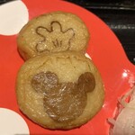 シェフ・ミッキー - 揚げかまぼこにもミッキーフェイスとハンドの焼印が(@_@)