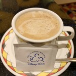 シェフ・ミッキー - 食後にホットカフェラテ…