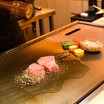 大阪鉄板焼き 神戸牛 TATARA - 