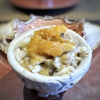 日本料理 TOBIUME - ＊甲羅を取ると、ワァ蟹身や卵がたっぷり。器の中で蟹まつり～。^^