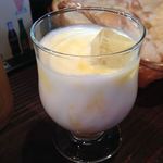 インドカレー クシ - マンゴーラッシー