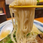 ラーメン 坊也哲 - 麺