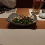 あの池田屋事件の舞台で飯が食える！という事に価値を見いだせる人は
          ぜひ一度足を運んでみる事をお勧めします。
          ※自分が座ったフロアーは混みこみだったような気がするので
          事前予約をお勧めします。