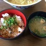 お食事処くまの - じゃこ飯　￥260　味噌汁付です。