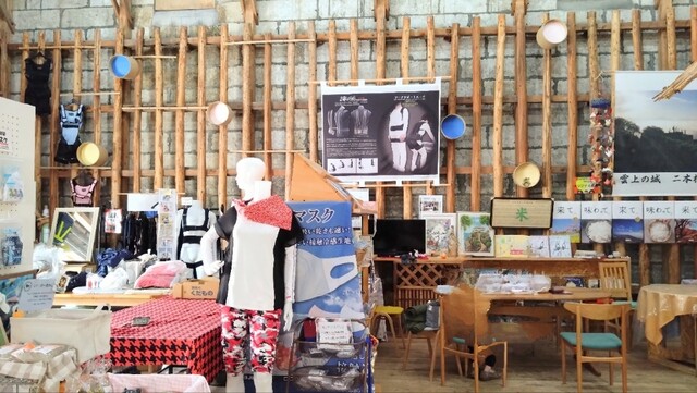 エリカキッチン - 安達（おにぎり）の写真