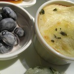 空 - 黒豆のクリチ和え？・カボチャのグラタン
