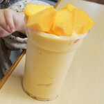 和カフェTAKASAGO - ドリンク写真:まるごと柿スムージー