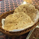 インド料理 パリワル - 最高の相棒2のチャパティ(¥380)