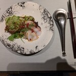 272418476 - 鮮魚の刺身の麻辣サラダ(本日はヤナギダコ)