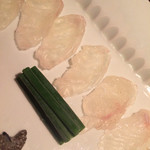 銀座 水野 - お造り：おこぜのうすつくり・胃袋・皮・肝・メジマグロ